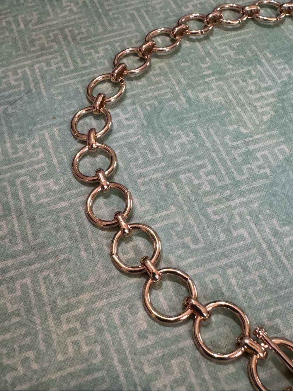 GOLD TONE HEART NECKLACE - Picture 4 of 8